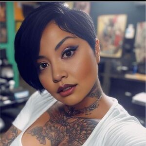 Meet your Posher, Eva